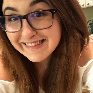 Meet your Posher, Molly